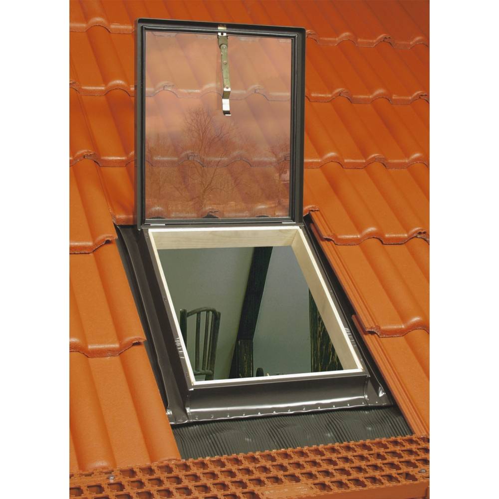 Optilook 46cm x 55cm Skylight Roof Access Exit With Integrated Flashing Sunlux